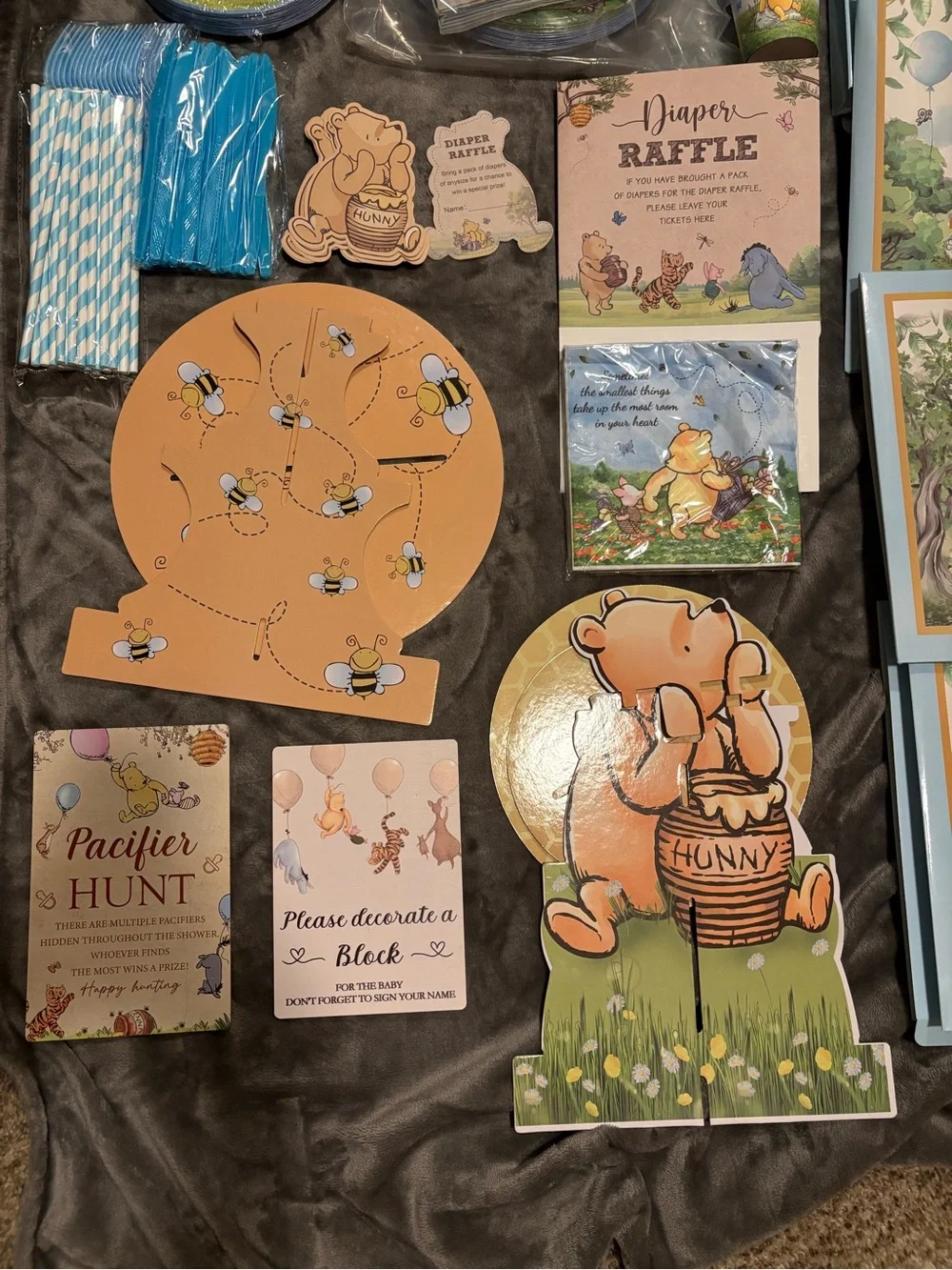 Disney Winnie the Pooh Baby Banner and Party Kit in Light Blue and Gold